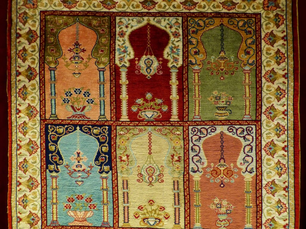 Mughal Fashion and Textiles